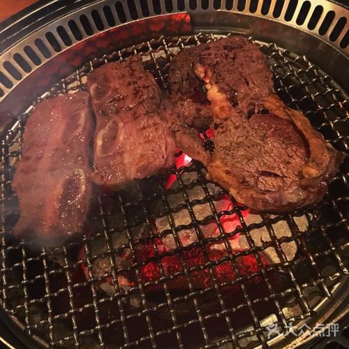 大胃鲸鱼技术 从“鲸鱼胃”图片看懂大规模数据吞食与处理